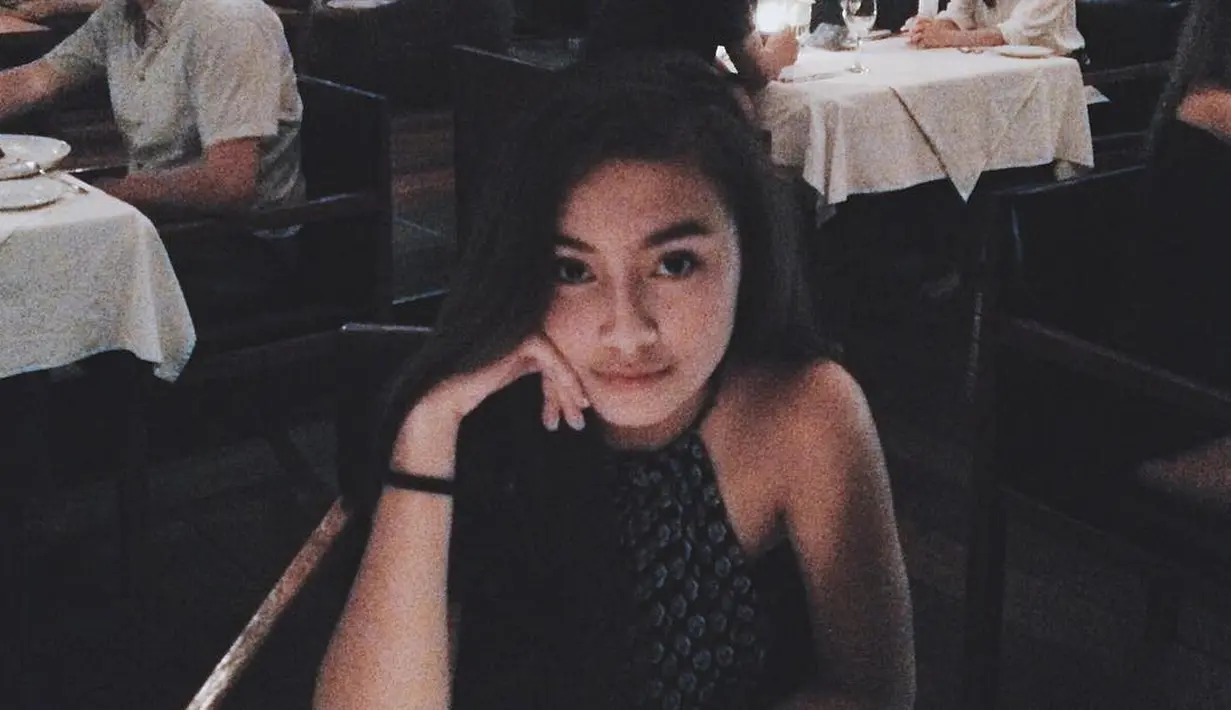 Wajah blasteran Caitlin Halderman ternyata didapat dari sang ayah yang merupakan orang Belanda. (foto: instagram.com/caitlinhalderman)