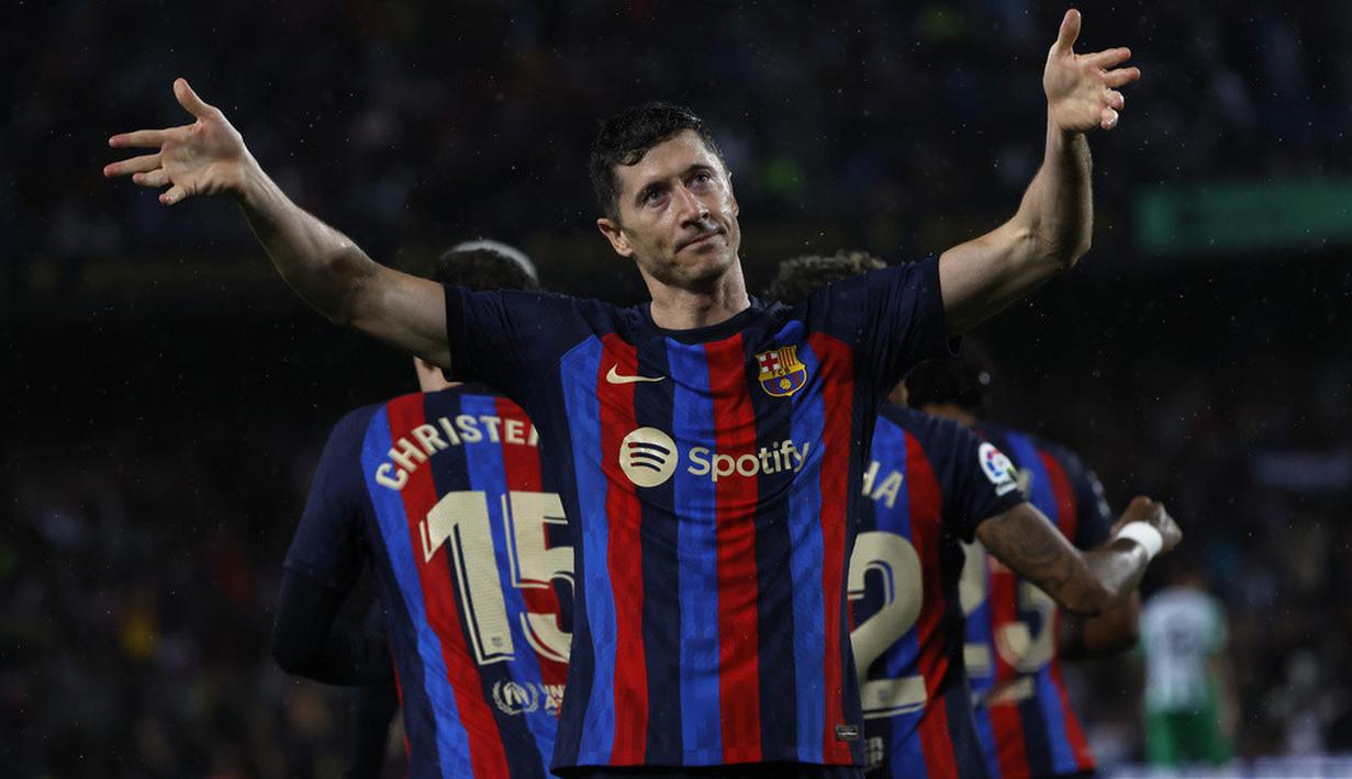 <p>Barca tetap kokoh di puncak klasemen Liga Spanyol dengan 79 poin. (AP Photo/Joan Monfort)</p>
