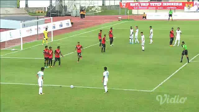 Timnas Indonesia harusnya mendapatkan penalti saat eksekusi tendangan bebas Vs Timor Leste.