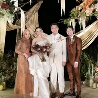 Penampilan Putri Delina turut curi perhatian di resepsi pernikahan Mahalini-Rizky Febian di Bali [@putridelinaa]