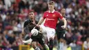 Hasil itu membuat Manchester United naik ke posisi kelima Klasemen Liga Inggris dengan 12 poin. Sementara Arsenal tetap di puncak dengan 15 poin. (AP/Dave Thompson)