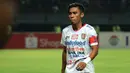 Fadil Sausu saat laga Persebaya Surabaya versus Bali United di Stadion Gelora Bung Tomo, Surabaya, Selasa (24/9/2019) malam. (Bola.com/Aditya Wany)