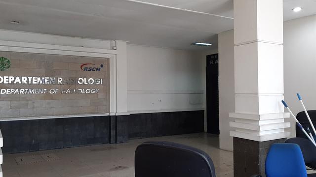 Kondisi salah satu sudut ruangan di Departemen Radio terapi, Departemen penyakit dalam, dan Departemen Radiologi RSCM. (Liputan6.com/Ady Anugrahadi)
