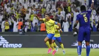Pemain Al Nassr, Cristiano Ronaldo, melakukan selebrasi setelah mencetak gol ke gawang US Monastir pada laga kedua Grup C Liga Champions Arab 2023 di King Fahd Stadium, Taif, Selasa (1/8/2023). (twitter/al nassr)