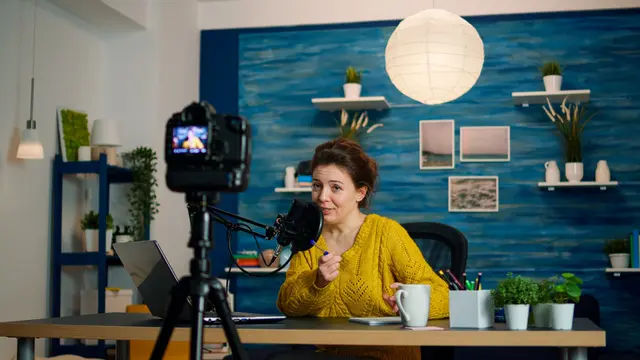 Ilustrasi vlog, vlogger