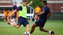 Francesco Totti tengah beraksi pada sesi latihan tour pra musim AS Roma di Ohiri Field, Cambridge, Massachusetts, (25/7/2016). (Maddie Meyer/Getty Images/AFP)