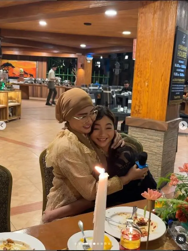7 Potret Syukuran Ultah Glenca Chysara Bareng Keluarga, Diwarnai Haru Bahagia