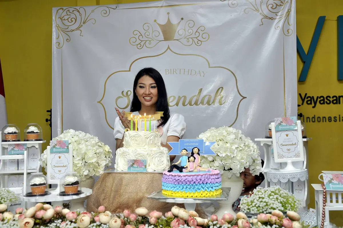 [Bintang] Ruben Onsu dan Sarwendah Tan