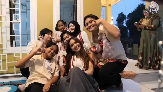 Potret Rizky Febian dan Putri Delina Temui Adik Sambung Bintang, Mahalini dan Jeffry Reksa Ikut Temani