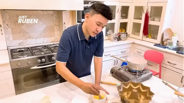 Interior Dapur Rumah Ruben Onsu (YouTube Just Ruben)
