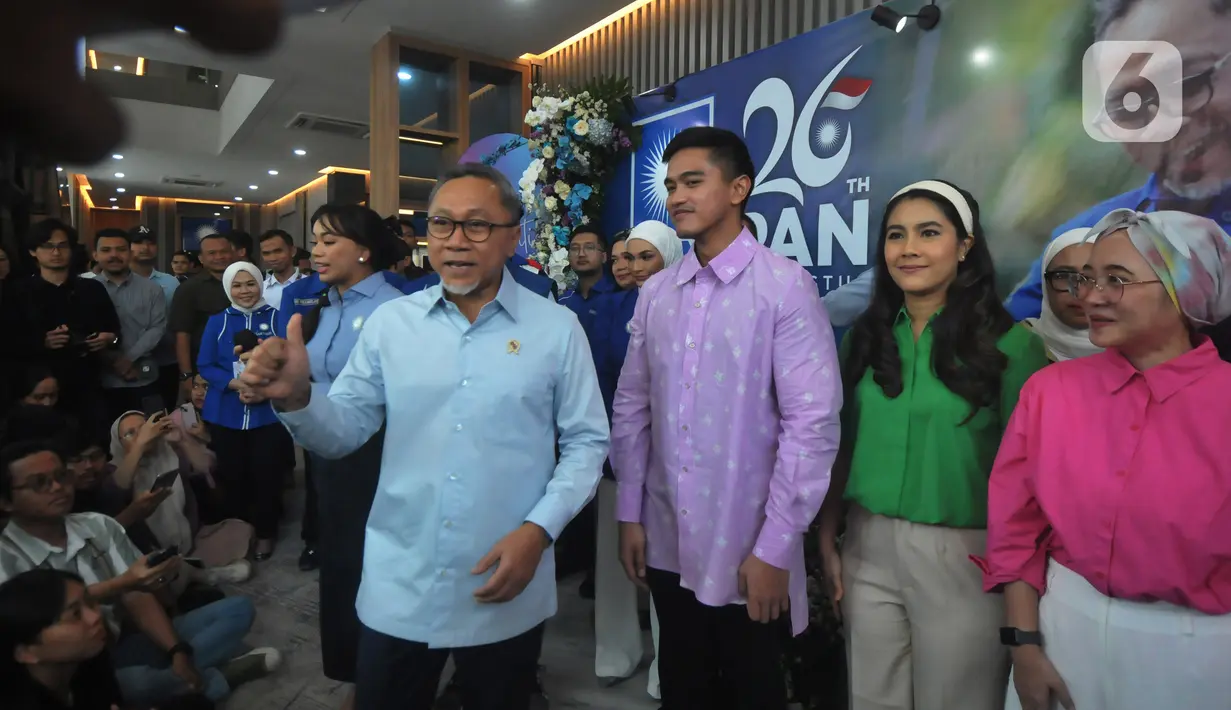 Selain memberikan undangan kepada Kaesang kata Zulhas, dalam pertemuan yang berlangsung singkat itu hanya sedikit berbincang soal politik.