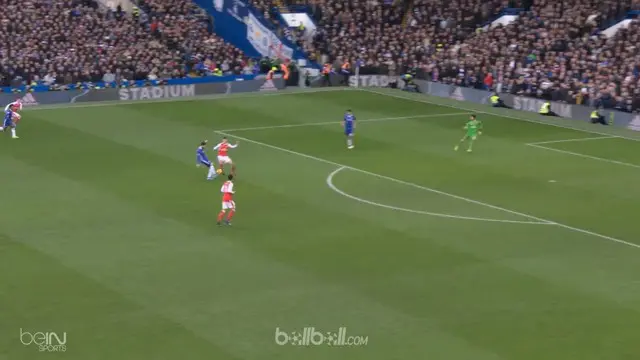 Gol Cesc Fabregas Buat Arsenal Semakin Tertinggal dari Chelsea