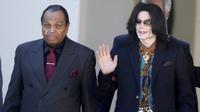 Joe Jackson dan Michael Jackson (AP Photo)
