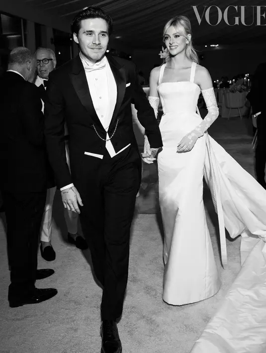 Gelar pernikahan, pernikahan Brooklyn Beckham dan Nicola Peltz dihadiri bintang ternama. (Foto: Instagram/ Vogue)