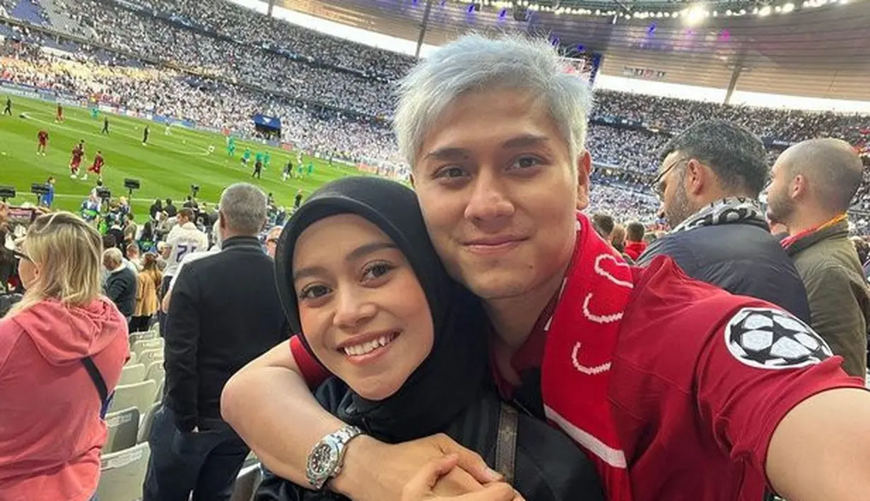 <p>Seperti diketahui, Lesti Kejora sempat melaporkan Rizky Billar atas kasus dugaan KDRT. Namun saat Rizky ditetapkan jadi tersangka, Lesti mencabut laporannya. [Foto: instagram.com/rizkybillar]</p>