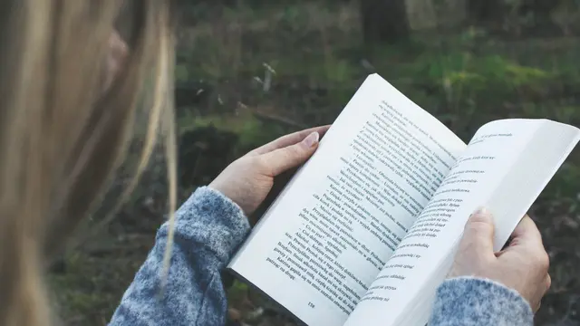 ilustrasi ciri-ciri fiksi/unsplash