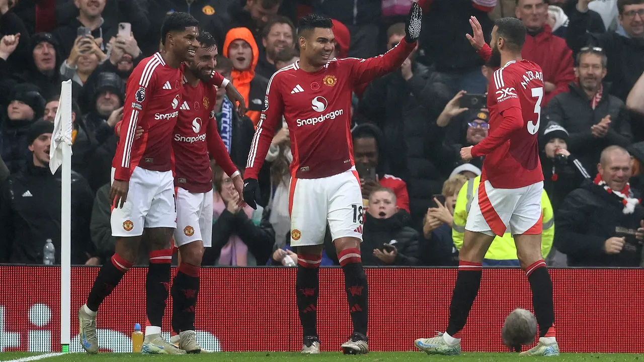 Manchester United Vs Leicester City.