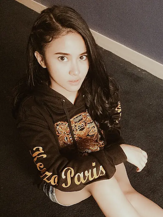 Lantaran perannya yang antagonis, banyak penonton yang sampai terbawa. Bahkan ia sempat diserang oleh warganet. (Foto: instagram.com/gabriellalarasati)