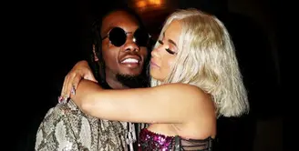 Offset dan Cardi B dikabarkan sudah melanjutkan hubungan mereka ke tingkat pernikahan. (The Source)