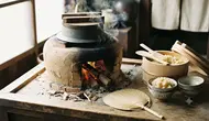 4 Metode Unik Masak Nasi Orang Jepang, Pakai Rice Cooker hingga Api Kayu