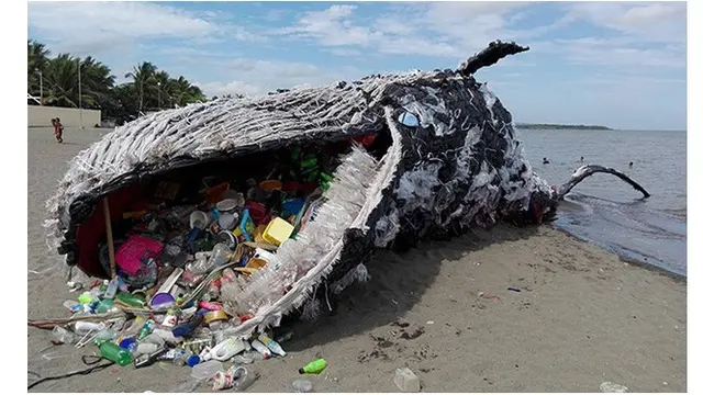 5 Patung Raksasa Dari Sampah Ini Sindir Adanya Pencemaran Lingkungan