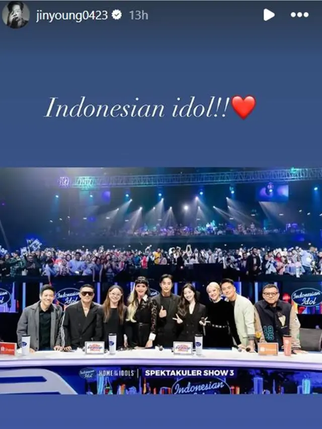 6 Potret Jinyoung dan Dahyun Bareng Seleb Indonesia, Promosi Film di Jakarta