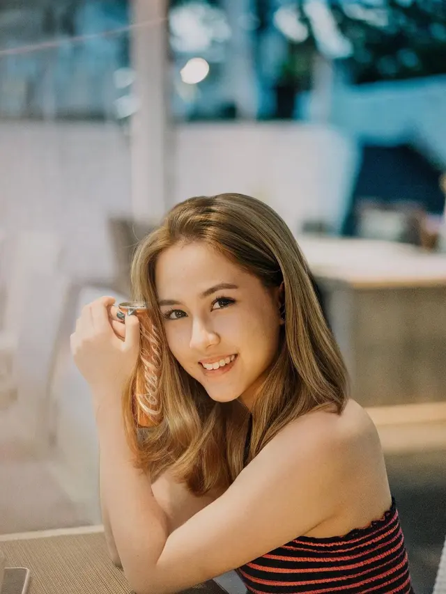 Potret Hasya Kyla Dengan Rambut Blonde, Tampil Beda. (Sumber: Instagram/hasyakyla)