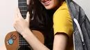 Musisi cantik muda dan berbakat, Sheryl Sheinafia diketahui sudah beberapa lama tengah mempersiapkan album barunya. Tahun 2016 ini diperkirakan album keduanya akan rampung. (Galih W. Satria/Bintang.com)