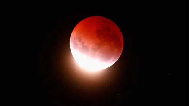 Tiga Fakta Menarik di Balik Gerhana Bulan Darah