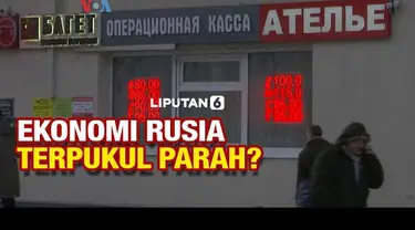 Sejak AS dan negara Barat lainnya memblokir Bank Sentral Rusia dari sistem perbankan internasional SWIFT, mata uang Rusia Rubel yang biasanya sekitar 200 rupiah per rubel turun manjadi mendekati kisaran 130 rupiah, dan membawa efek berantai ke pereko...