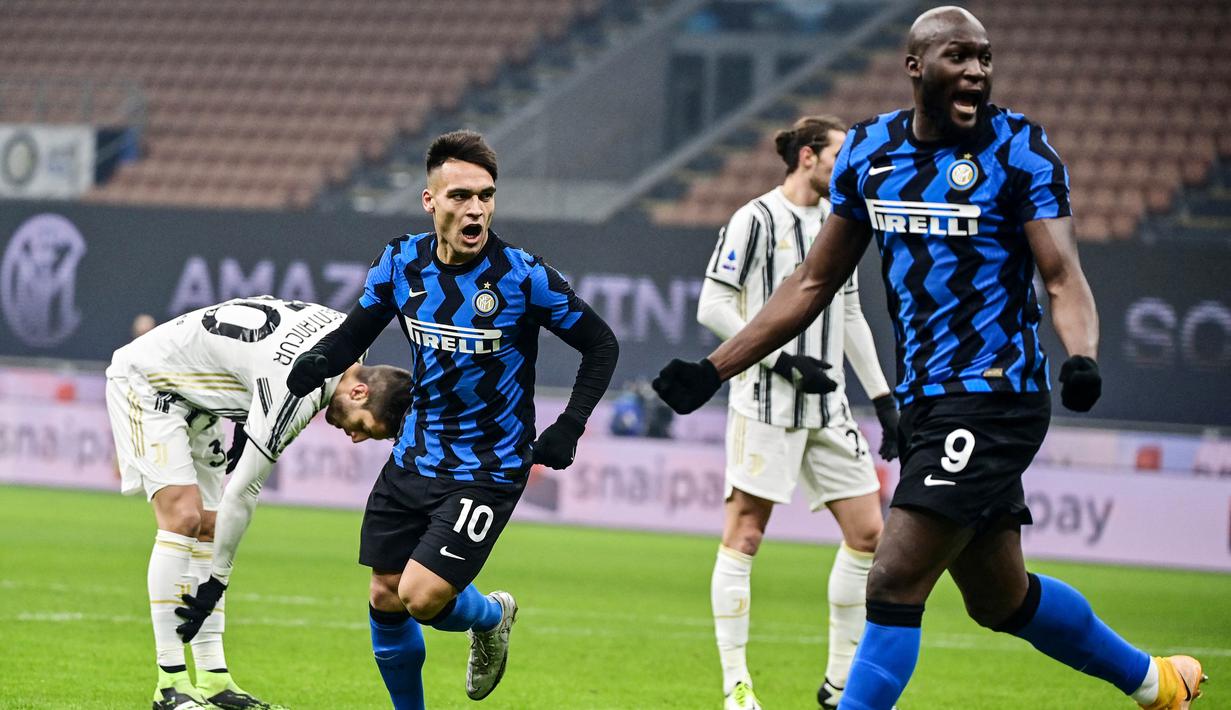 Ada dua sosok yang cukup menyedot perhatian di balik kemenangan tiga gol tanpa balas tersebut yaitu Lautaro Martinez dan Romelu Lukaku. (AFP/Miguel Medina)