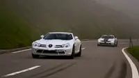 Mercedes-Benz SLR McLaren. (Photo: Yannis Zaugg/Unsplash)