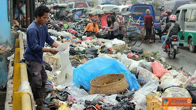 Hukuman Buat Orang yang Suka Buang Sampah Sembarangan di Bandung