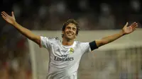 Legenda Real Madrid Raul Gonzalez (PEDRO ARMESTRE / AFP)