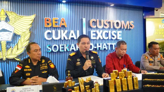 Bea Cukai Soekarno-Hatta gagalkan penyelundupan emas bernilai puluhan miliar rupiah lewat Bandara Soekarno-Hatta.