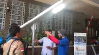 Daerah pelosok di Kabupaten Bogor, Jawa Barat mendapat bantuan lampu penerangan jalan umum tenaga surya (PJU-TS) dari PT Imza Rizki Jaya.