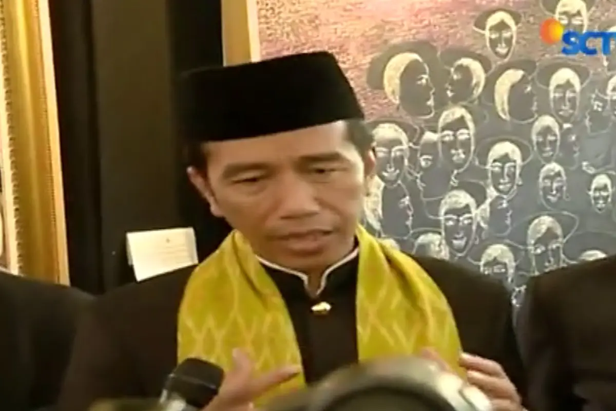 Jokowi Hadiri Penutupan Lebaran Betawi di Setu Babakan (TV)