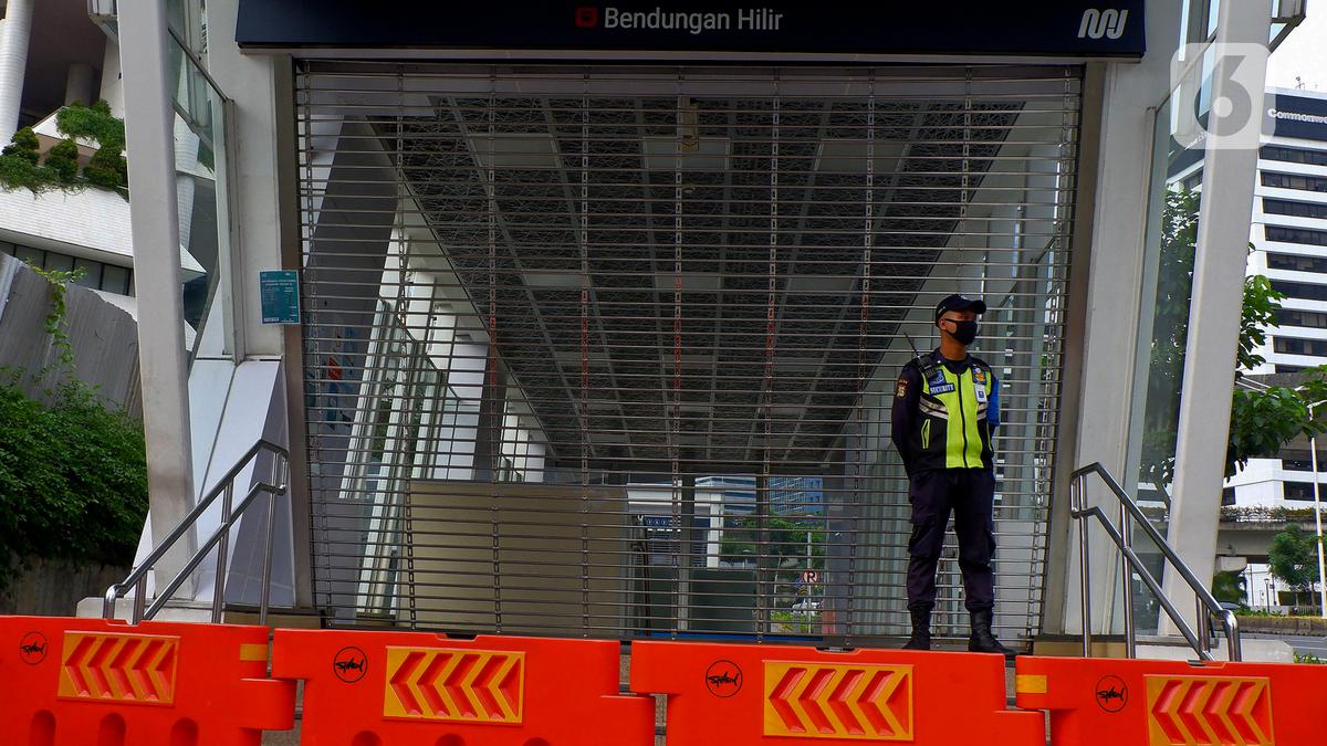 Imbas Demo di Polda Metro Jaya, Sejumlah Stasiun MRT Ditutup Sementara Malam Ini