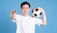 Habis Main Bola, Tetap Pede! Ini 3 Langkah Grooming Praktis untuk Pria