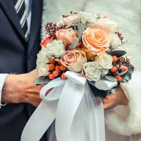 Ilustrasi pernikahan (Unsplash)