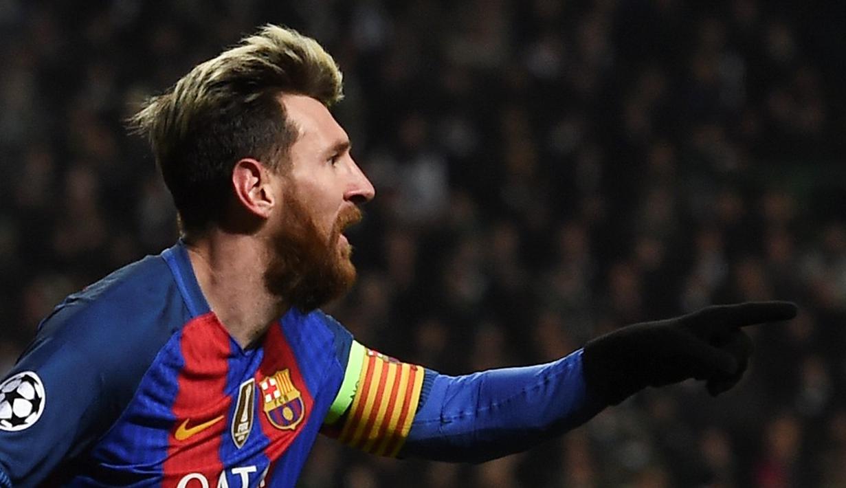 Ekspresi Lionel Messi setelah mencetak gol pertama Barcelona ke gawang Celtic pada laga kelima Grup C Liga Champions di Celtic Park, Rabu (23/11/2016). (AFP/Paul Ellis)