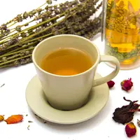 Mitos atau Fakta Makan Sambil Minum Es Teh Tidak Baik untuk Pencernaan