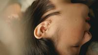 ilustrasi gangguan pendengaran. Photo by Jessica Flavia on Unsplash