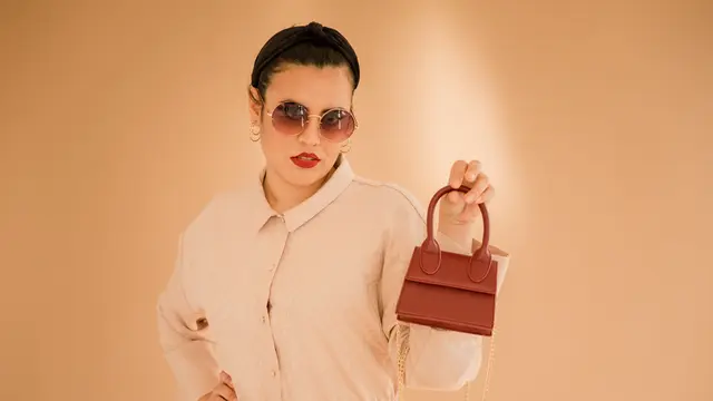 ilustrasi Mini Bag