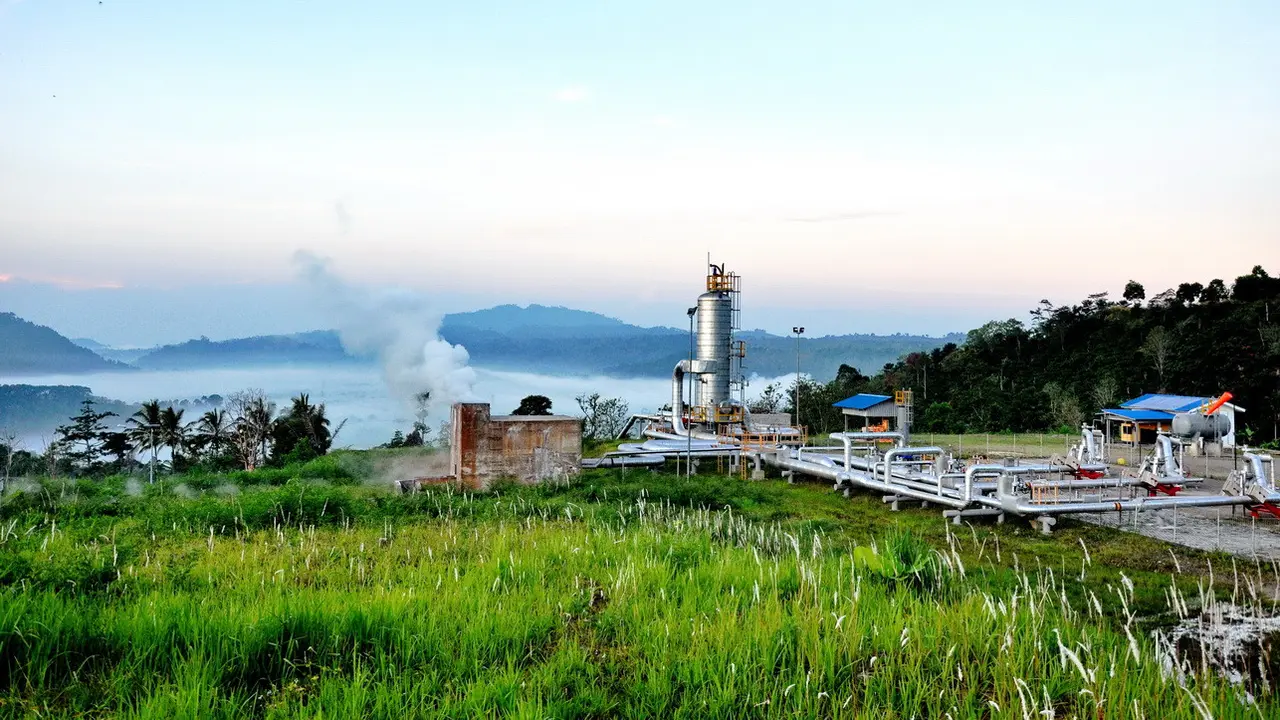 Geothermal (http://pge.pertamina.com/)