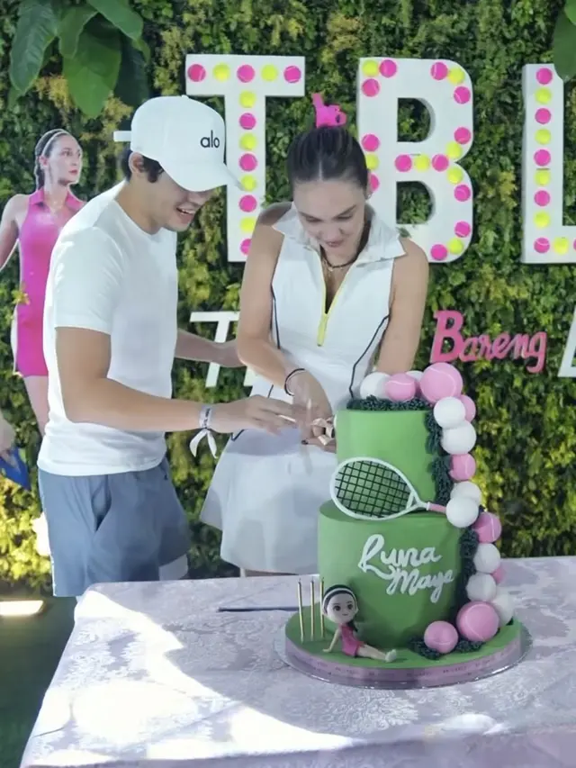 Luna Maya Rayakan Usia ke-41 Tahun Ini. [@lunamaya]