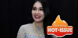 Berikut foto wajah ganteng Raphael Moeis, bayi laki-laki Sandra Dewi yang menuai banyak pujian. Selengkapnya di bintang hot issue.