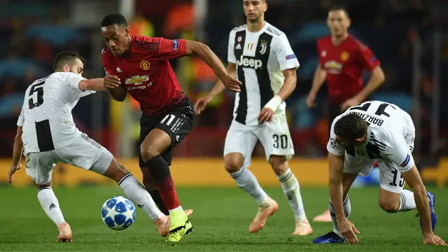 Gol Tunggal Dybala  Antar Juventus Permalukan MU di Old Trafford