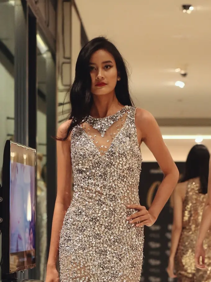 Koleksi Galeries Lafayette untuk Referensi Gaun Pesta Akhir Tahun