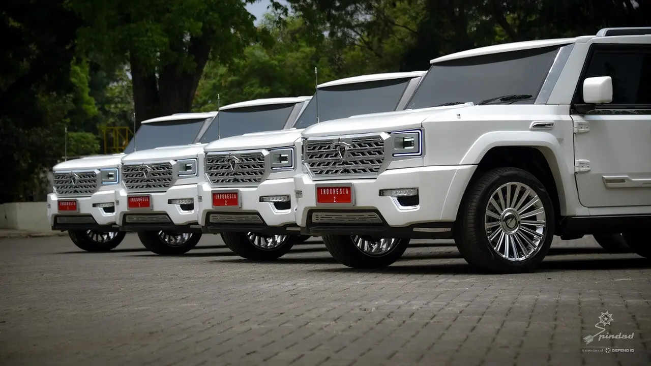 Mobil Maung buatan PT Pindad.